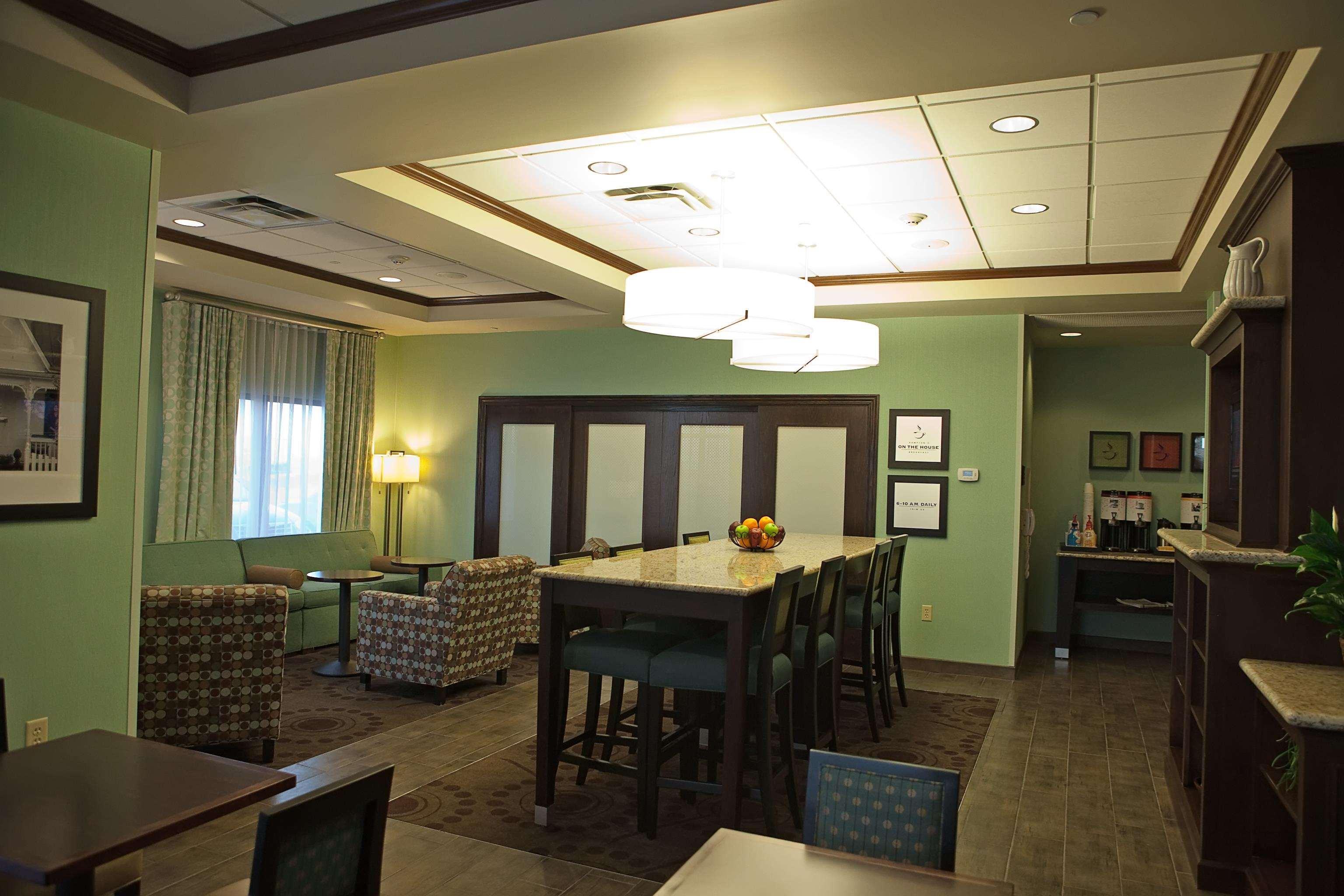 Hampton Inn Colby Exterior foto